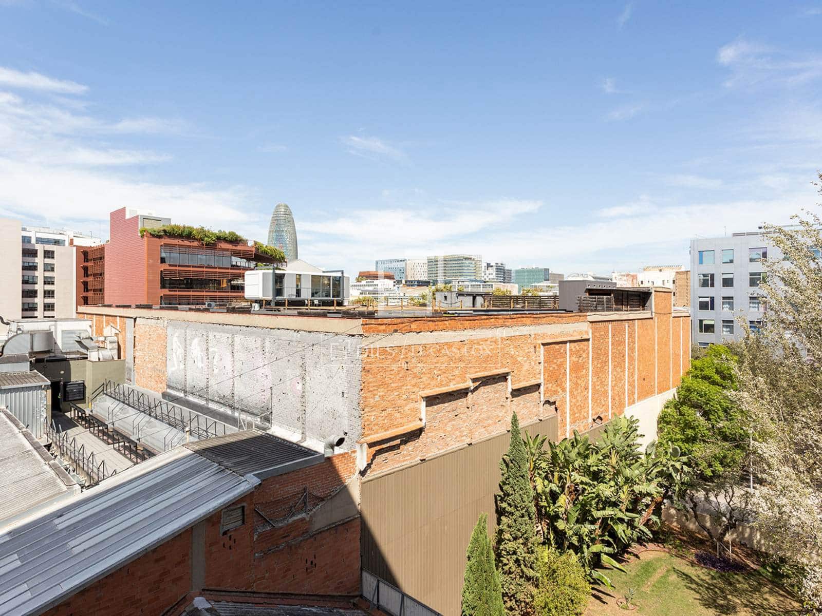 1 slaapkamer Appartement te koop in Barcelona stad met garage - € 350.000 (Ref: 10077229)