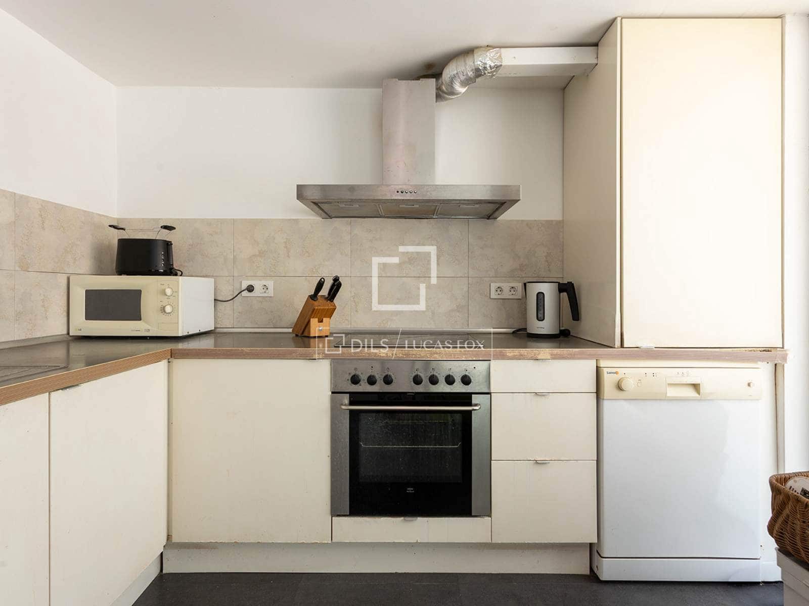 1 slaapkamer Appartement te koop in Barcelona stad met garage - € 350.000 (Ref: 10077229)