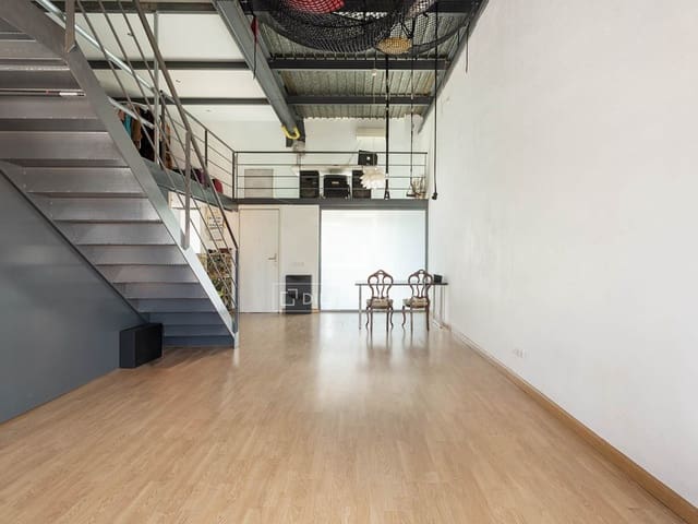1 slaapkamer Appartement te koop in Barcelona stad met garage - € 350.000 (Ref: 10077229)