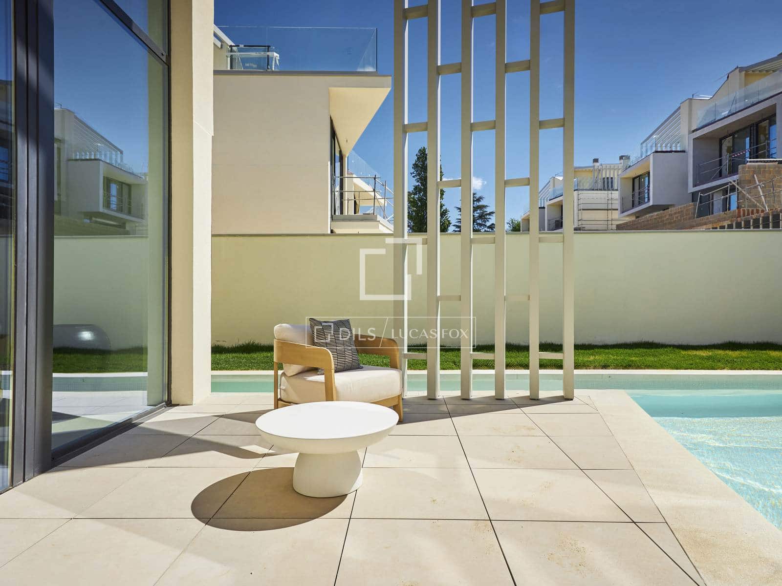 3 soveværelse Villa til salg i Madrid by - € 2.272.000 (Ref: 10077231)