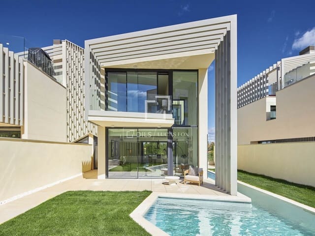 3 bedroom Villa for sale in Aravaca, Madrid city - € 2,272,000 (Ref: 10077231)