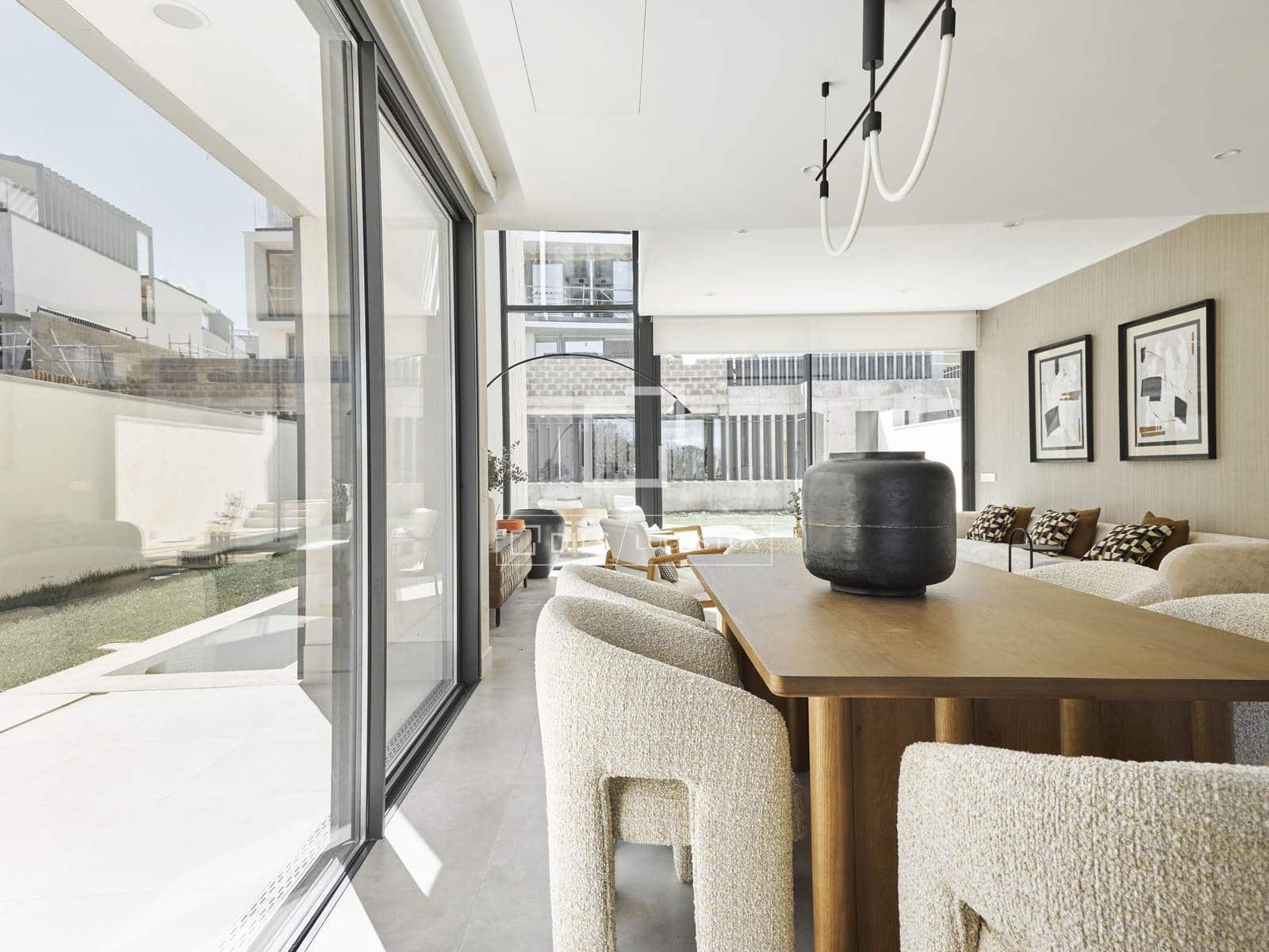 3 soveværelse Villa til salg i Madrid by - € 2.272.000 (Ref: 10077231)