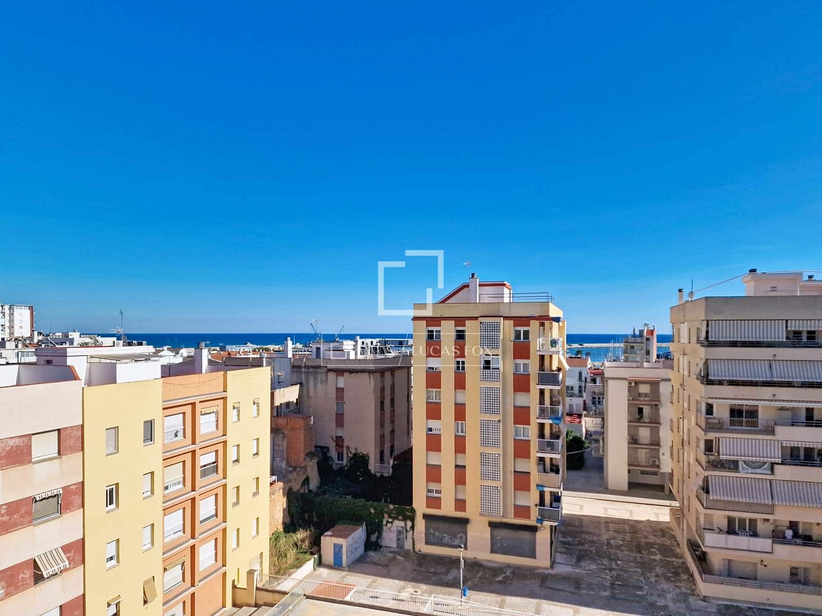 3 makuuhuone Kattohuoneisto myytävänä paikassa Vilanova i la Geltru - 349 000 € (Ref: 10077232)