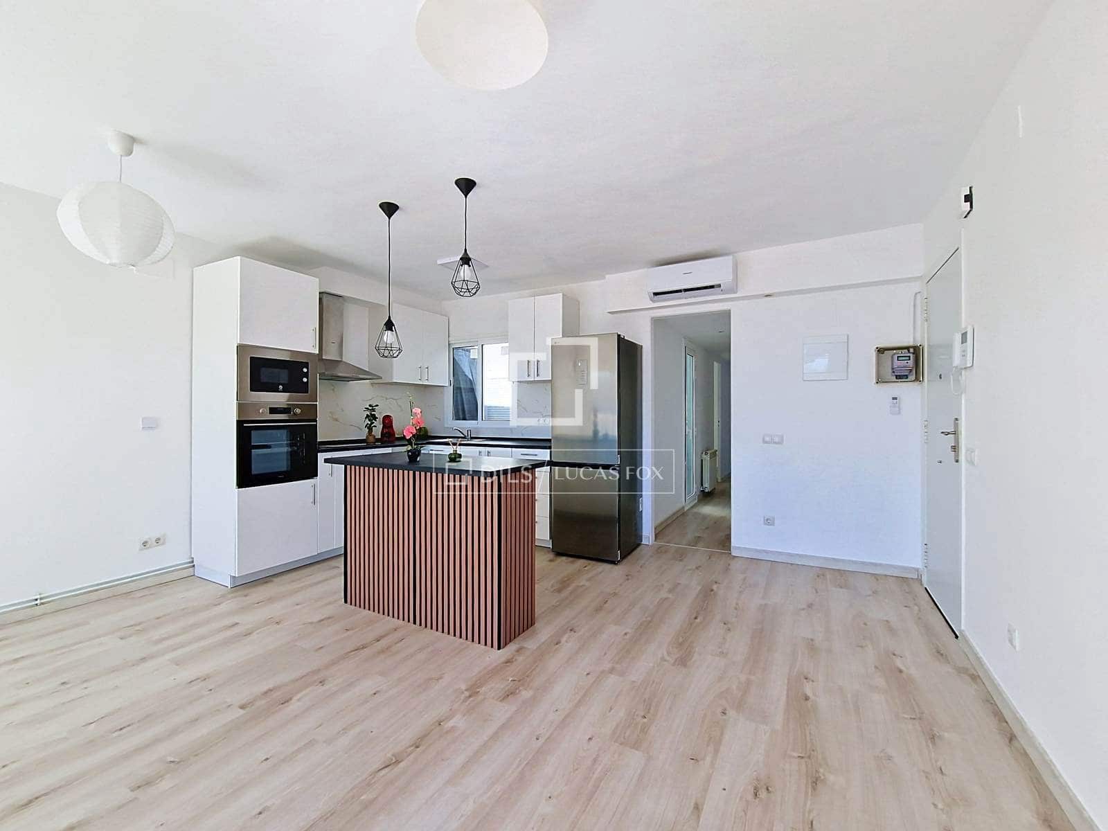 3 makuuhuone Kattohuoneisto myytävänä paikassa Vilanova i la Geltru - 349 000 € (Ref: 10077232)
