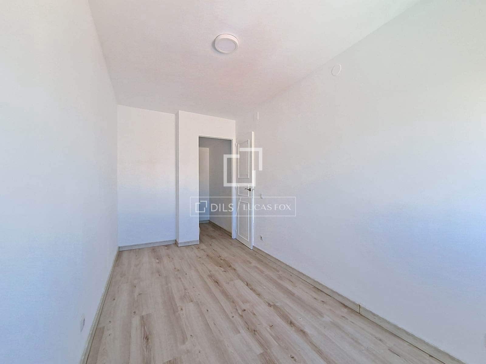 3 makuuhuone Kattohuoneisto myytävänä paikassa Vilanova i la Geltru - 349 000 € (Ref: 10077232)