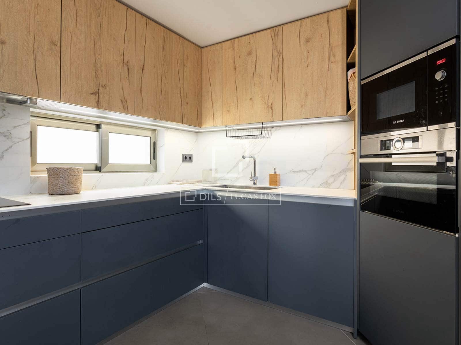 3 soverom Leilighet til leie i Barcelona by med garasje - € 3 200 (Ref: 10077233)