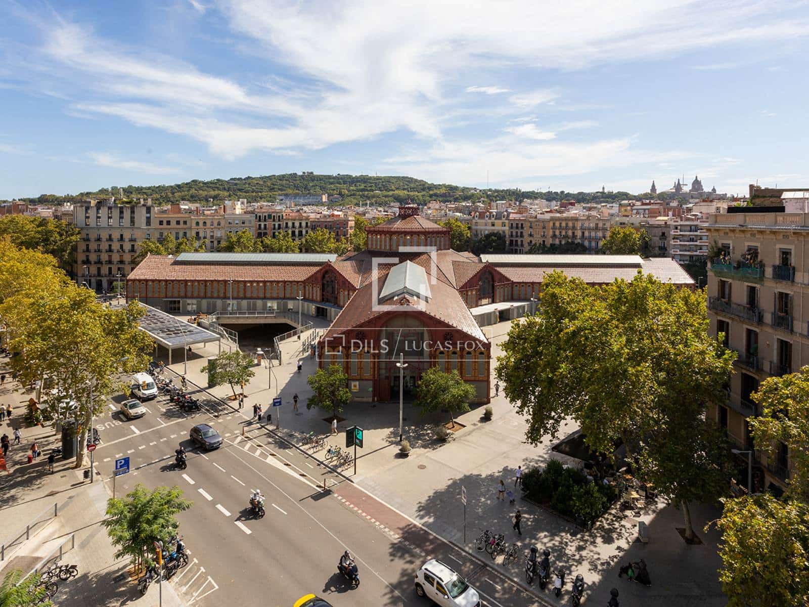 3 soverom Leilighet til leie i Barcelona by med garasje - € 3 200 (Ref: 10077233)