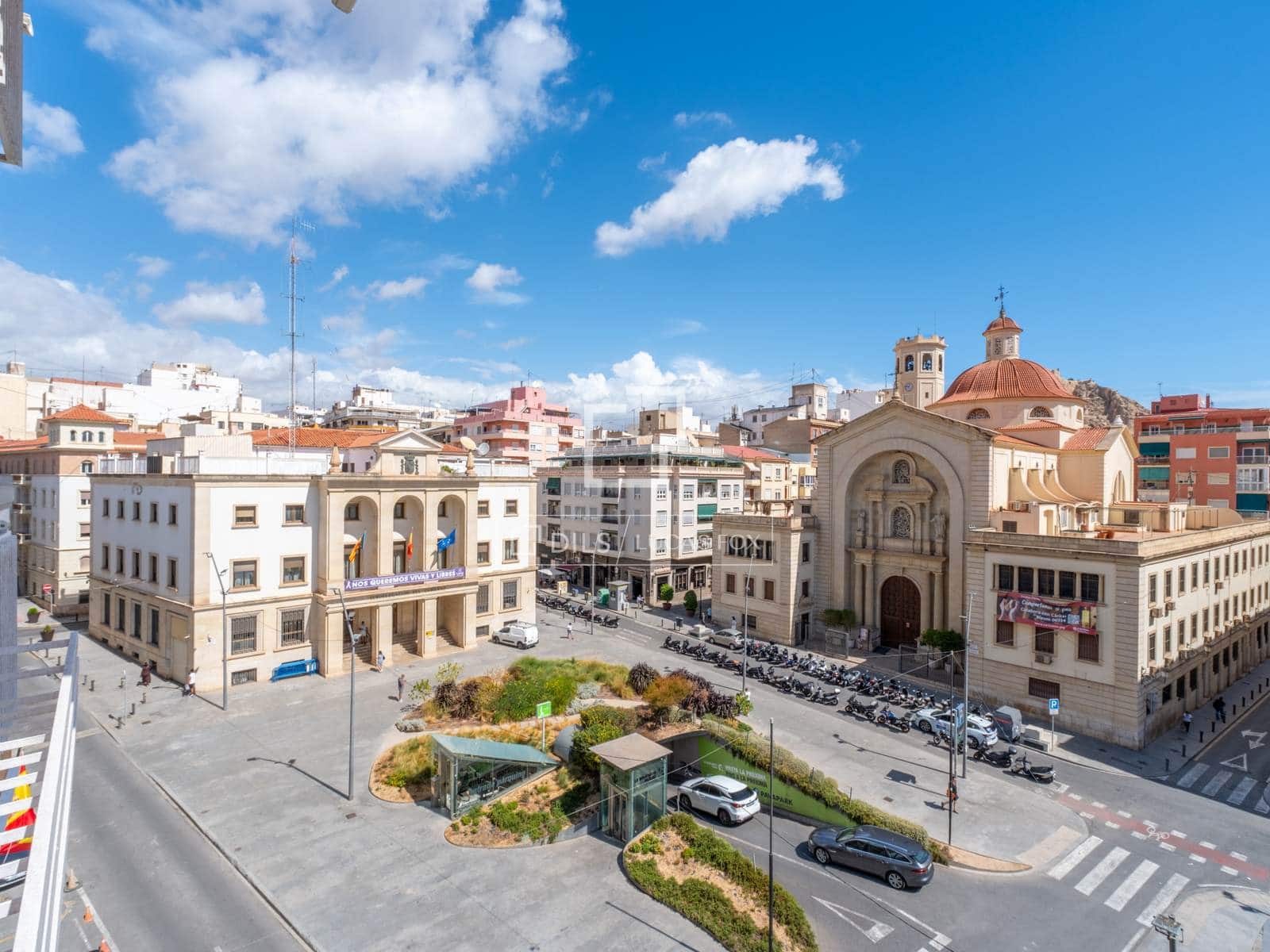 3 chambre Appartement à vendre à Alicante ville - 1 150 000 € (Ref: 10077564)