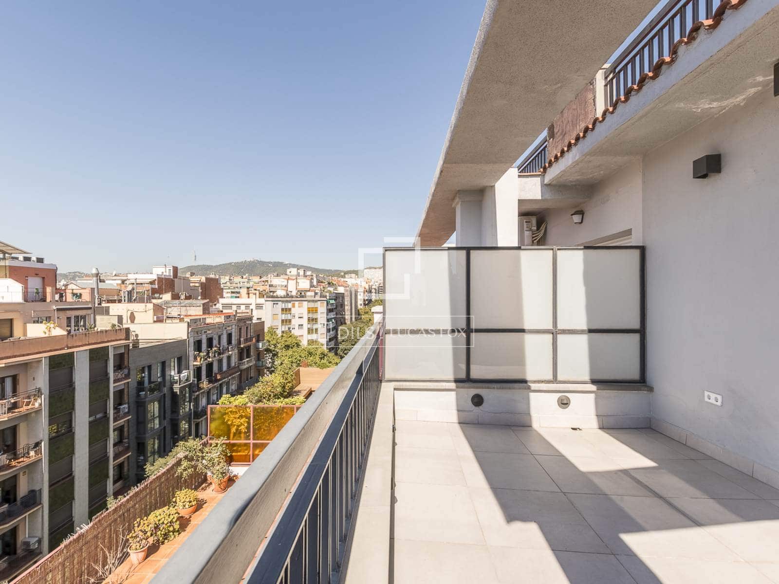 2 bedroom Penthouse for sale in Barcelona city with garage - € 1,190,000 (Ref: 10078921)