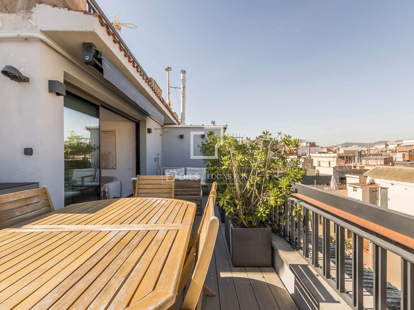 2 bedroom Penthouse for sale in Barcelona city with garage - € 1,190,000 (Ref: 10078921)