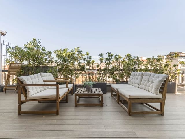 2 bedroom Penthouse for sale in La Dreta de L'Eixample, Barcelona city with garage - € 1,190,000 (Ref: 10078921)