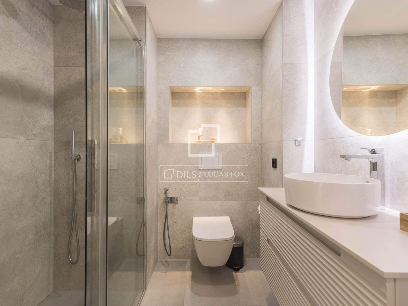 2 bedroom Penthouse for sale in Barcelona city with garage - € 1,190,000 (Ref: 10078921)