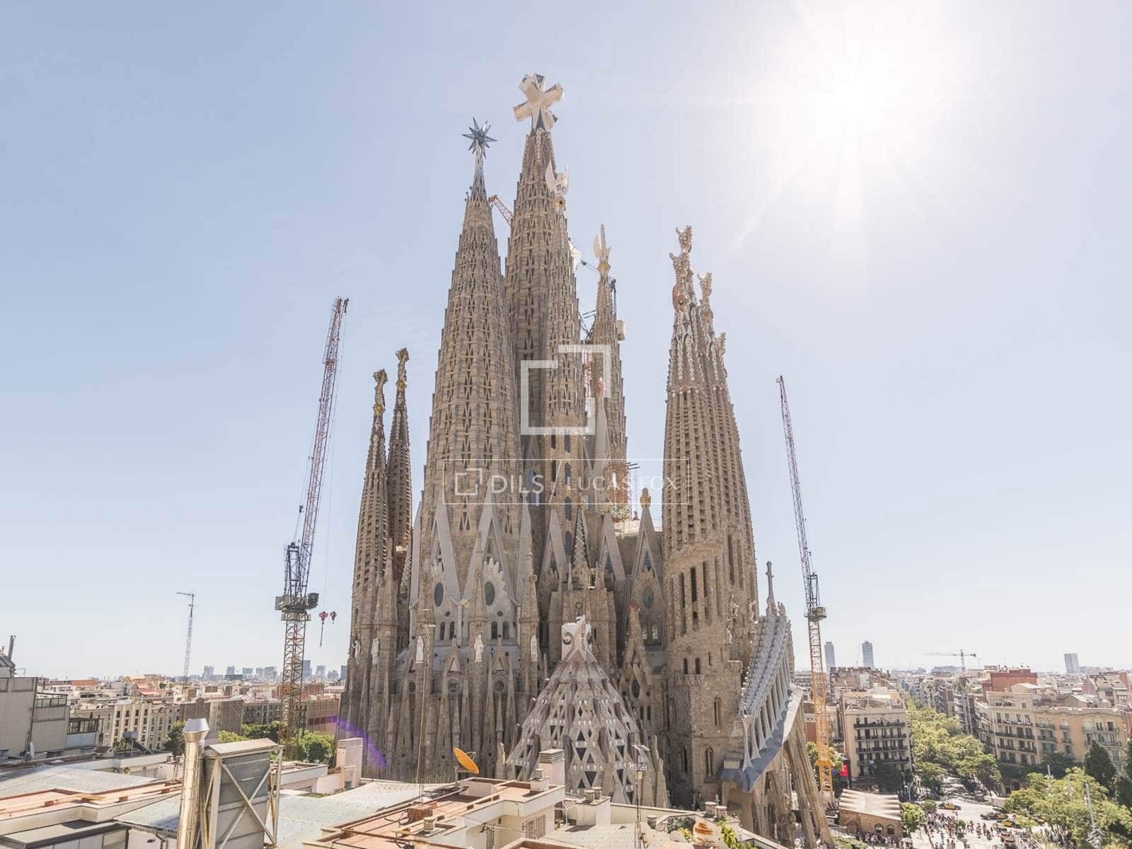 2 bedroom Penthouse for sale in Barcelona city with garage - € 1,190,000 (Ref: 10078921)