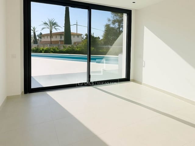 5 bedroom Villa for sale in Las Lagunas de Mijas, Mijas with pool garage - € 2,548,000 (Ref: 10078922)