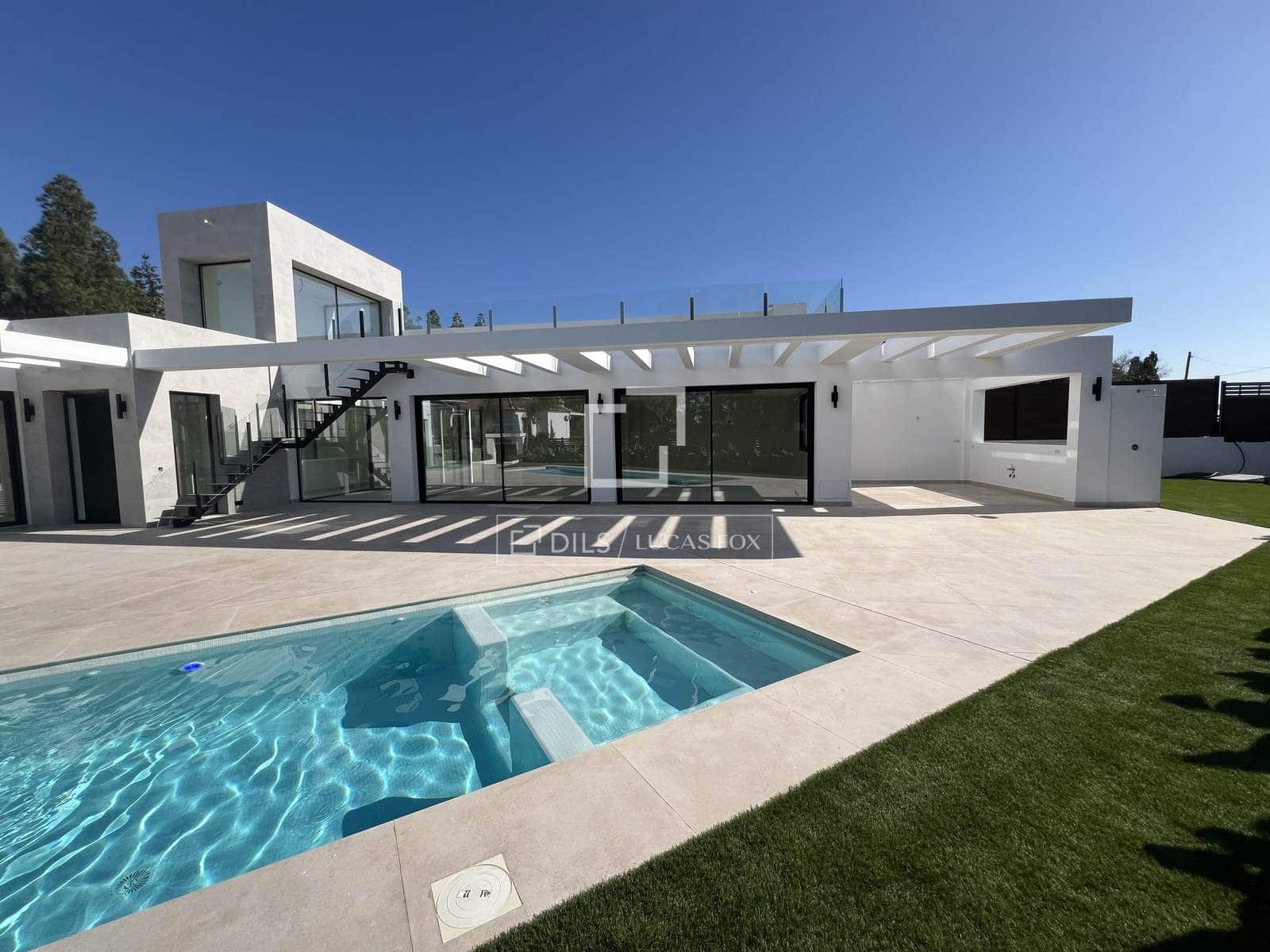 6 sypialnia Willa na sprzedaż w Las Lagunas de Mijas z basenem garażem - 2 548 000 € (Ref: 10078923)