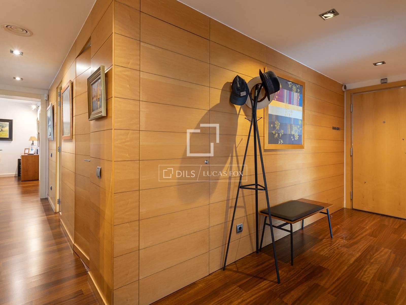 3 sovrum Lägenhet till salu i Barcelona stad med pool garage - 1 495 000 € (Ref: 10079906)