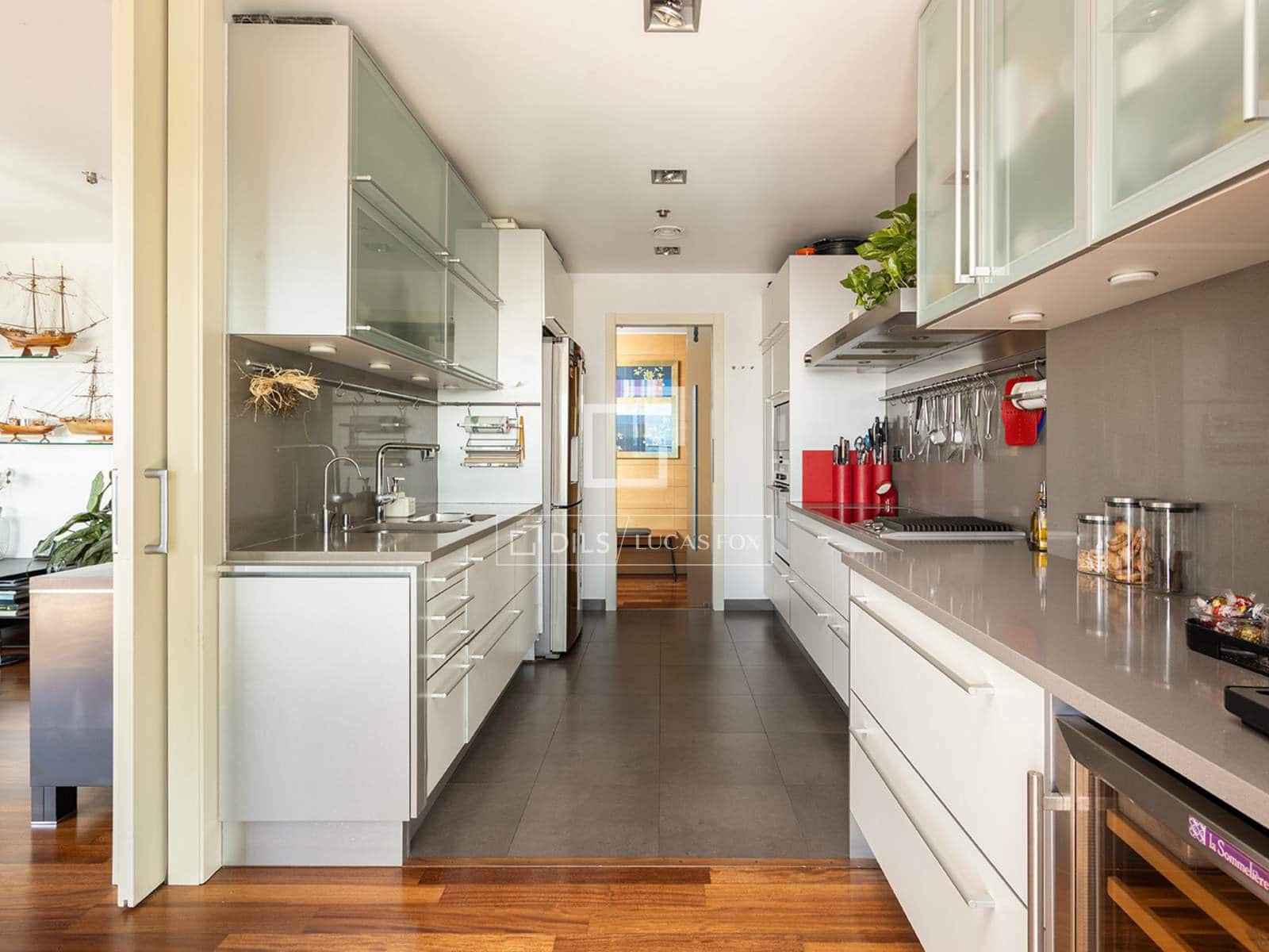 3 sovrum Lägenhet till salu i Barcelona stad med pool garage - 1 495 000 € (Ref: 10079906)