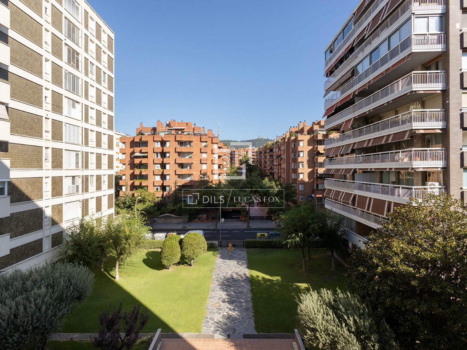 4 bedroom Apartment for sale in Barcelona city with pool garage - € 1,550,000 (Ref: 10080042)