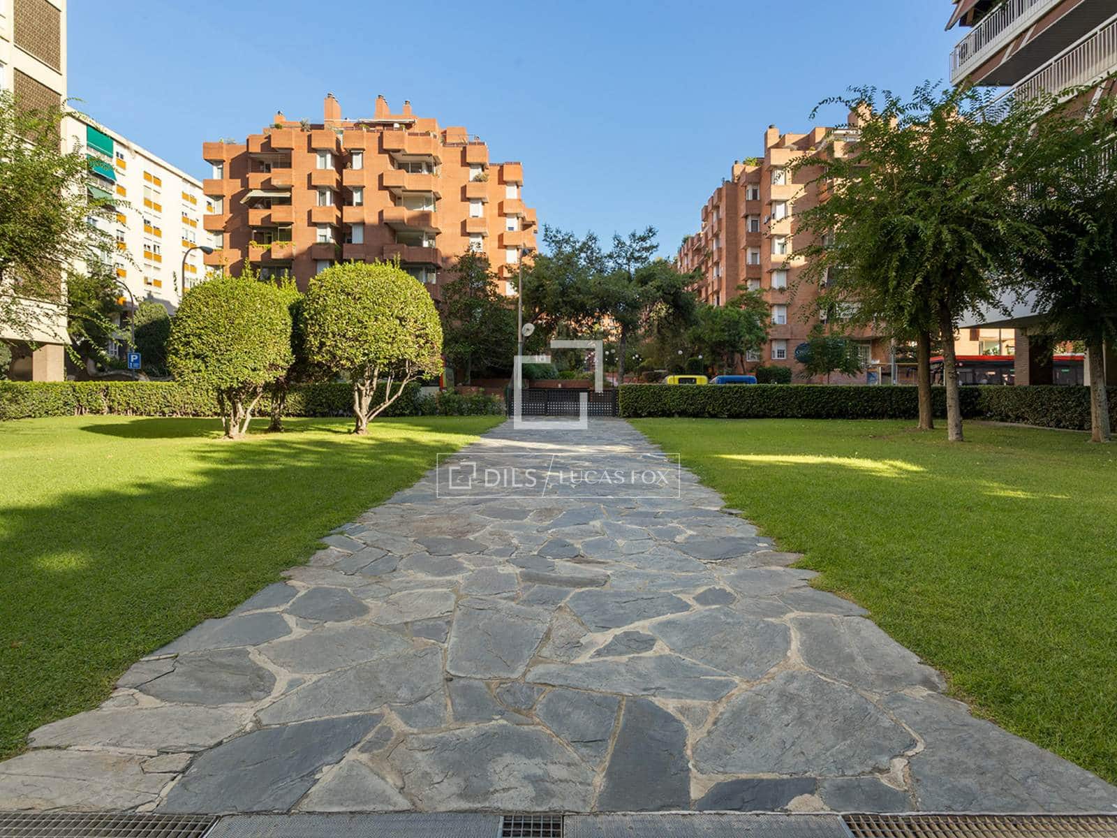4 bedroom Apartment for sale in Barcelona city with pool garage - € 1,550,000 (Ref: 10080042)