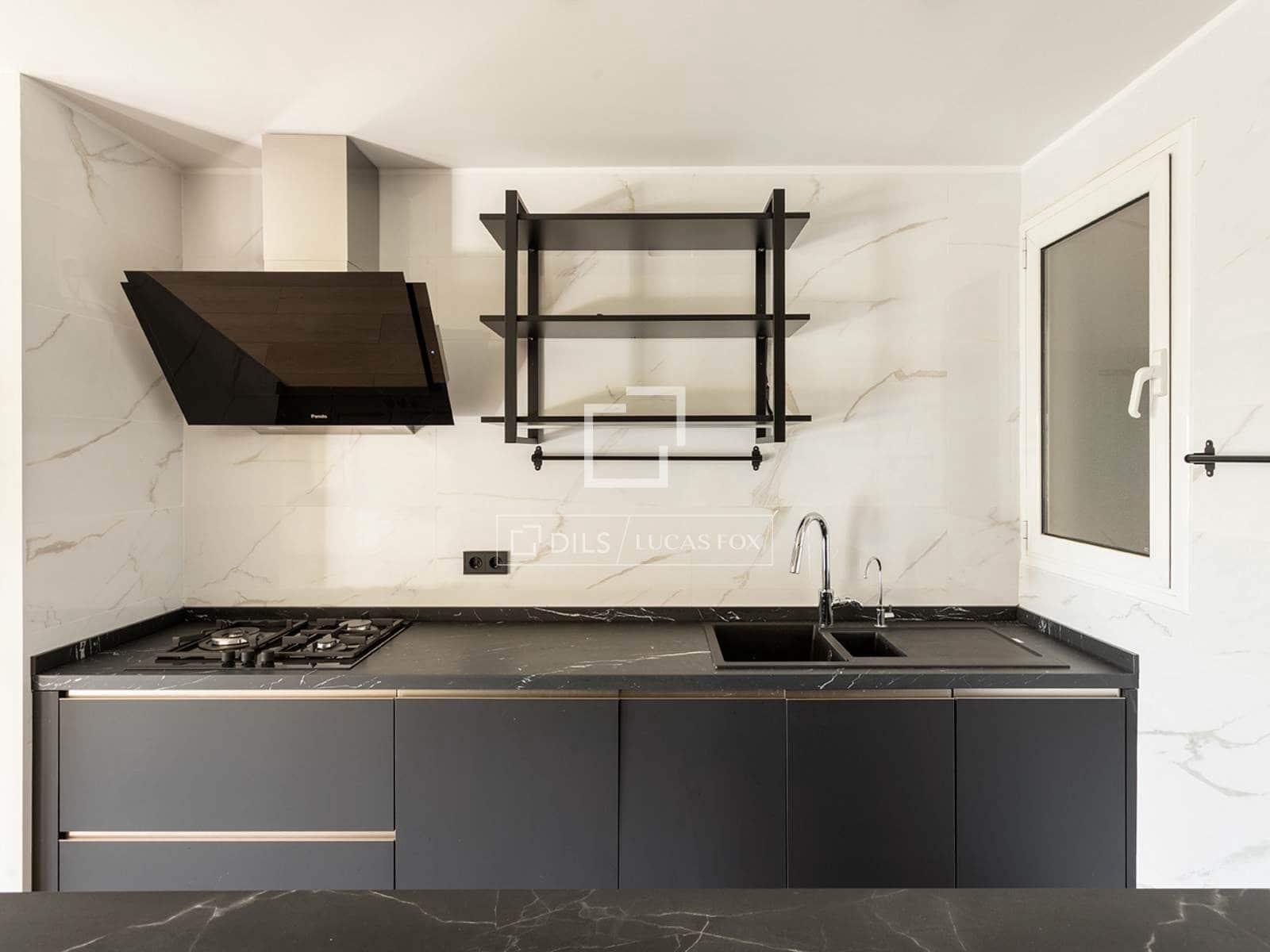 4 bedroom Apartment for sale in Barcelona city with pool garage - € 1,550,000 (Ref: 10080042)