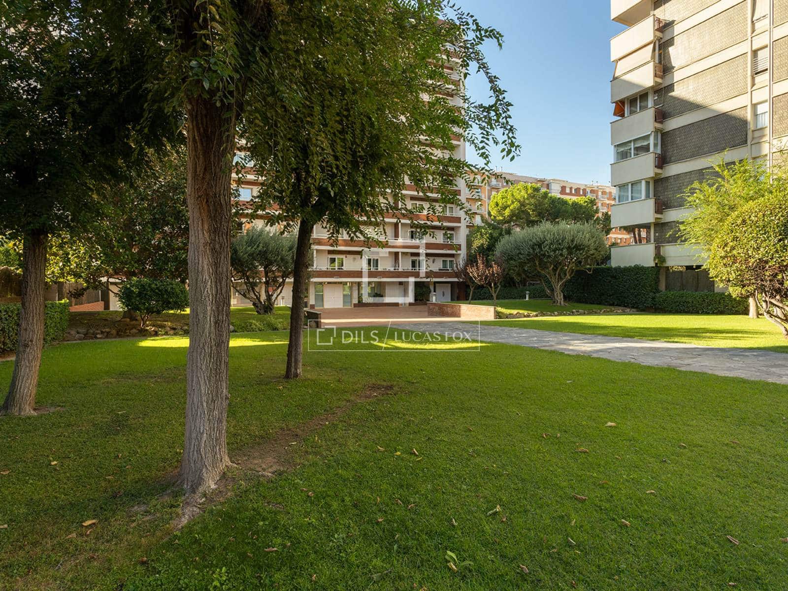 4 bedroom Apartment for sale in Barcelona city with pool garage - € 1,550,000 (Ref: 10080042)