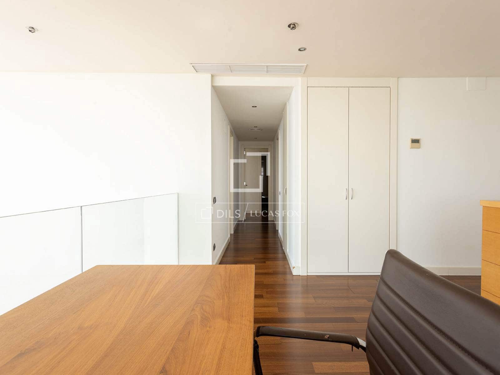 3 soveværelse Penthouse til leje i Barcelona by med swimmingpool garage - € 10.000 (Ref: 10080044)