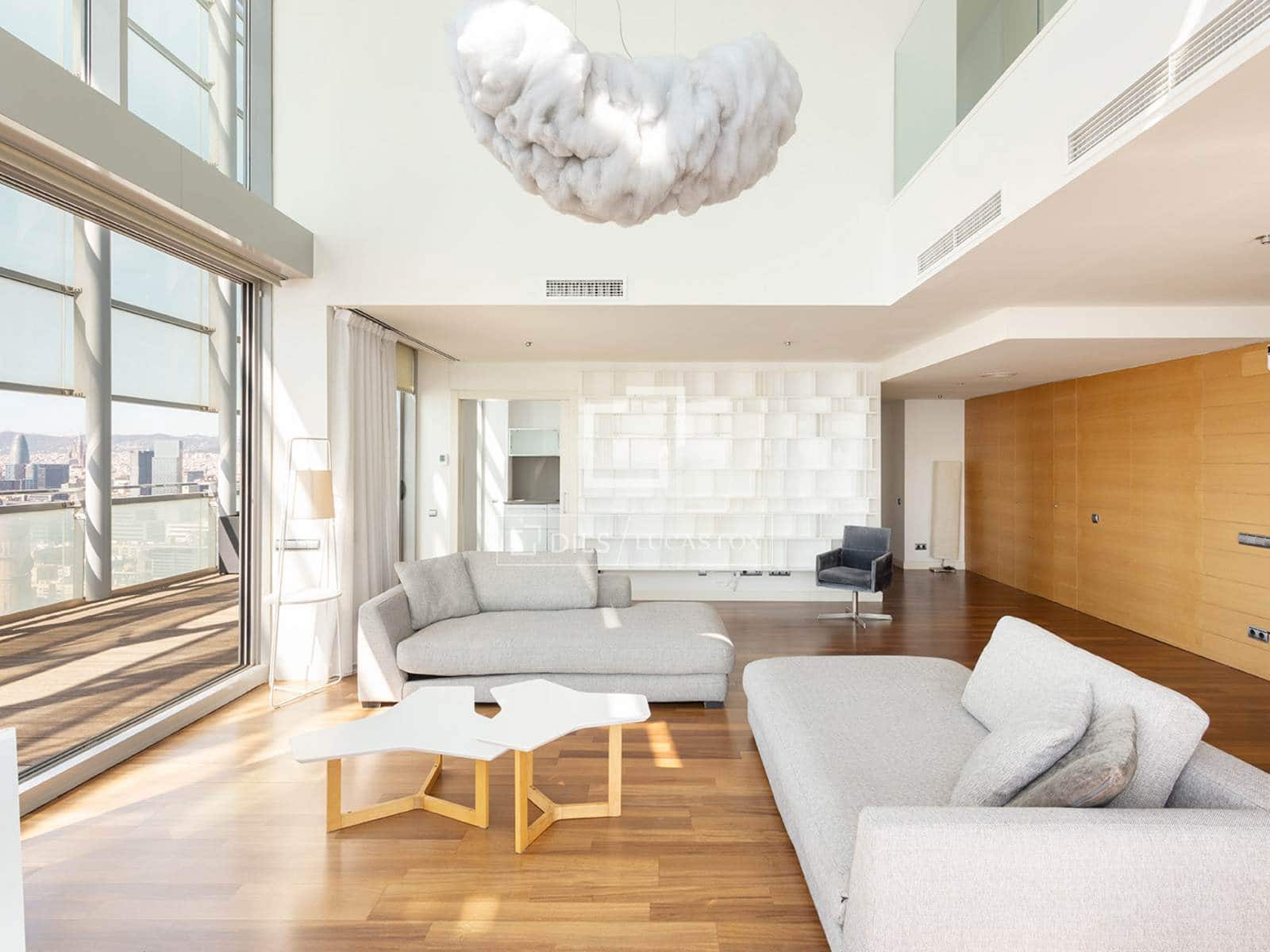 3 soveværelse Penthouse til leje i Barcelona by med swimmingpool garage - € 10.000 (Ref: 10080044)