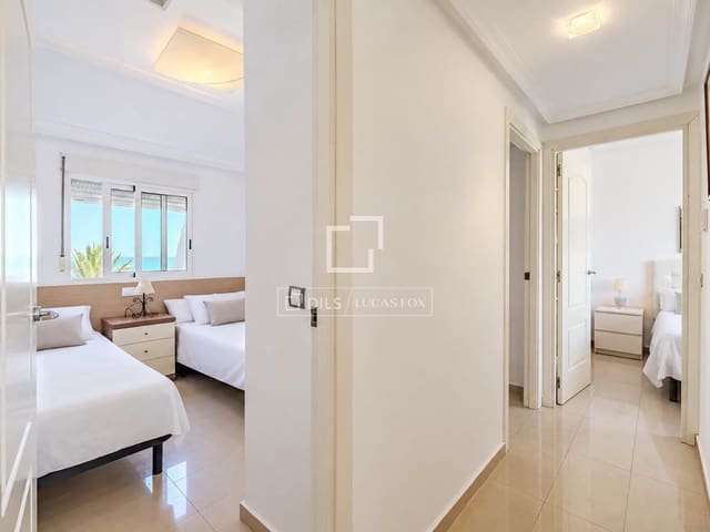 3 quarto Apartamento para venda em Dénia com piscina garagem - 645 000 € (Ref: 10081541)