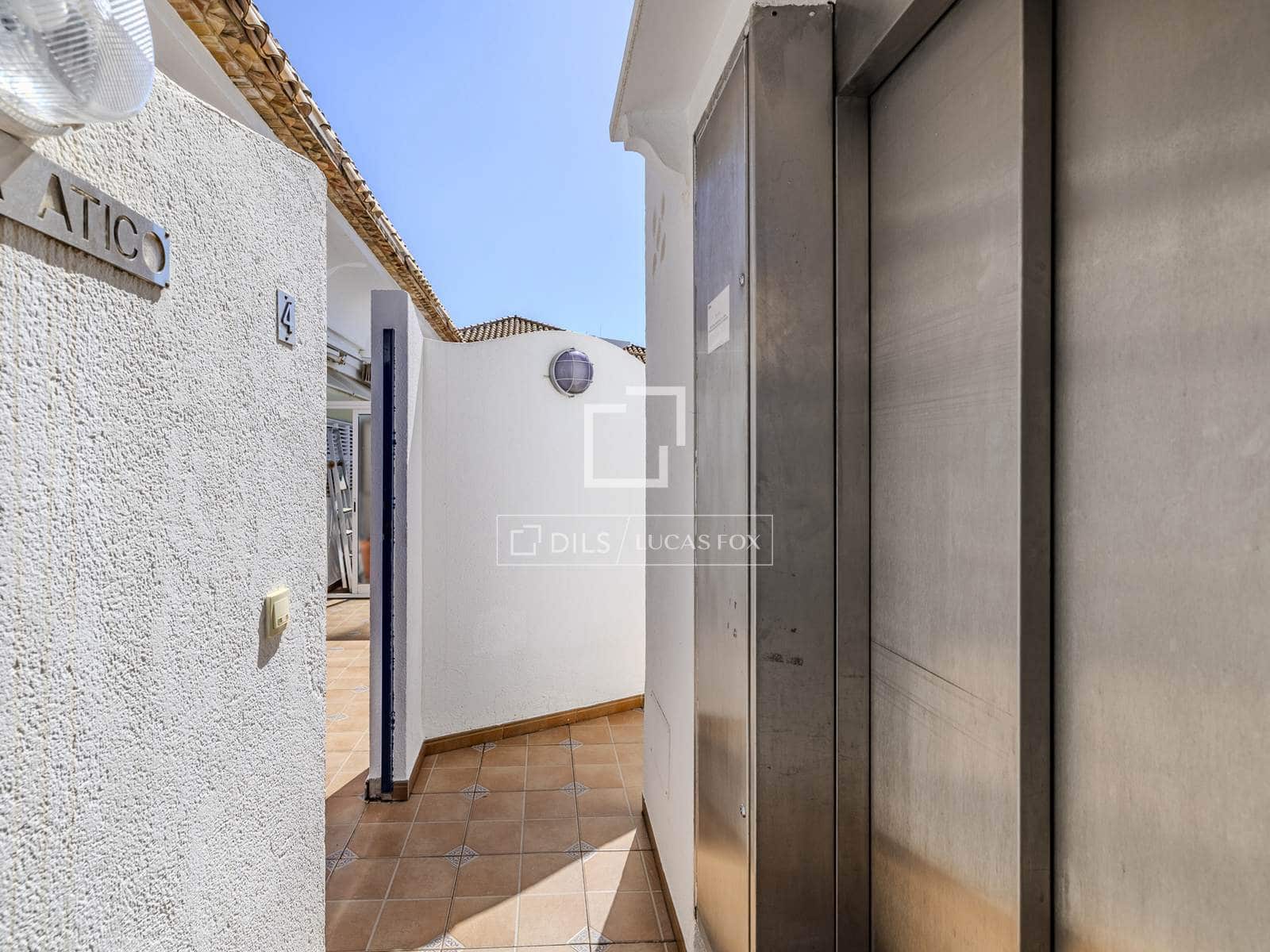 3 quarto Apartamento para venda em Denia com piscina garagem - 645 000 € (Ref: 10081541)