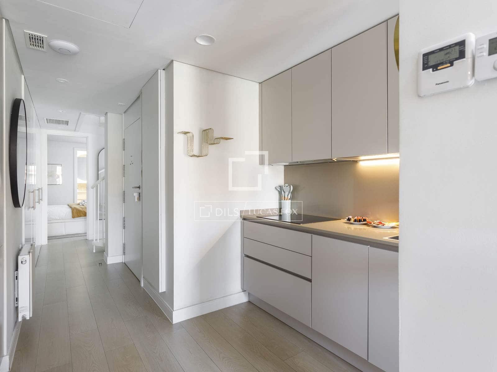 2 soveværelse Lejlighed til leje i Madrid by - € 4.250 (Ref: 10081542)