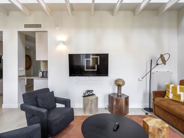 2 soveværelse Lejlighed til leje i Madrid by - € 4.250 (Ref: 10081542)