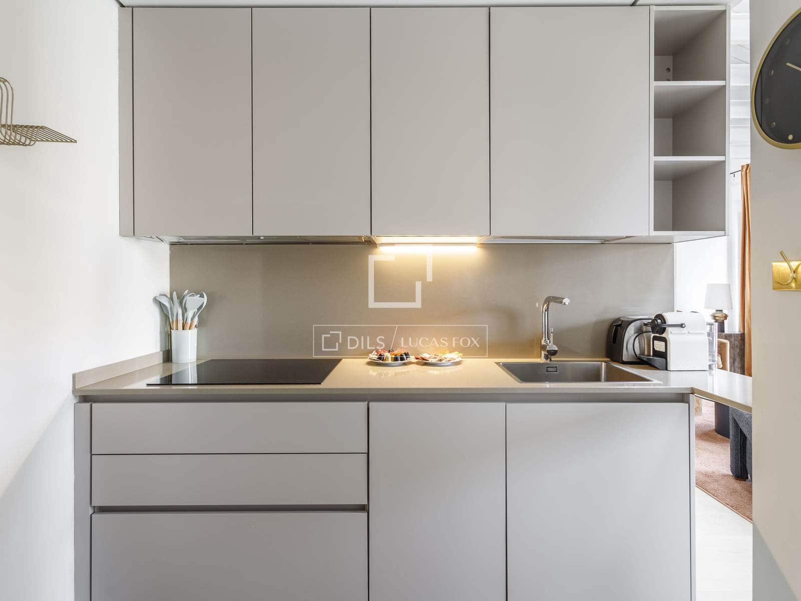 2 soveværelse Lejlighed til leje i Madrid by - € 4.250 (Ref: 10081542)