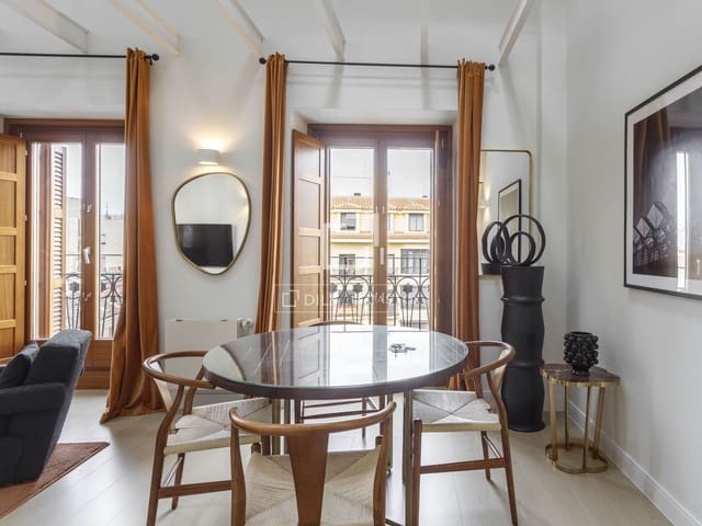 2 soveværelse Lejlighed til leje i Madrid by - € 4.250 (Ref: 10081542)