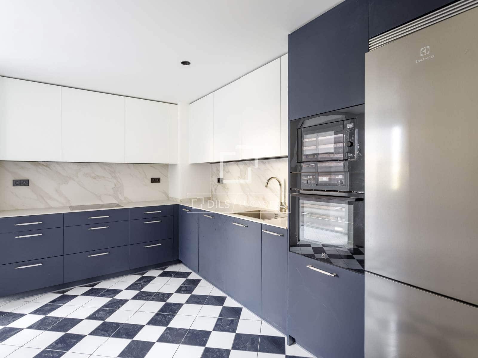 4 sovrum Lägenhet att hyra i Madrid stad med pool garage - 4 500 € (Ref: 10081543)