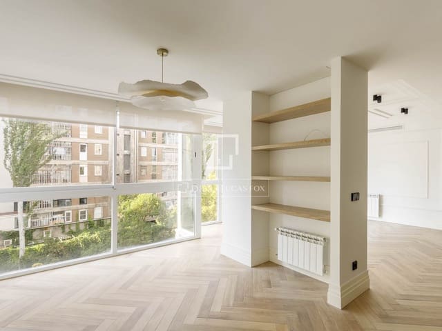 4 sovrum Lägenhet att hyra i Nueva España, Madrid stad med pool garage - 4 500 € (Ref: 10081543)