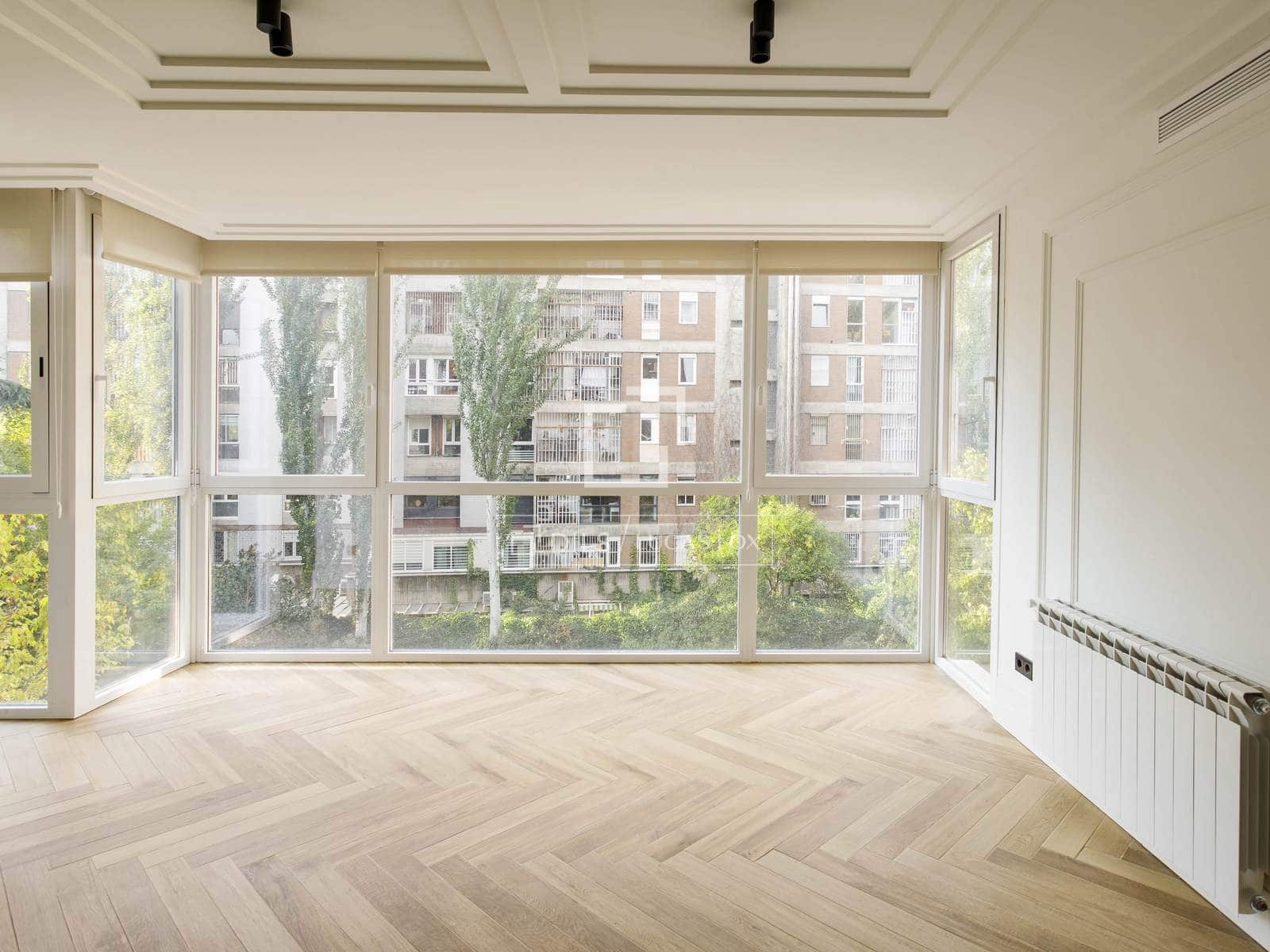4 sovrum Lägenhet att hyra i Madrid stad med pool garage - 4 500 € (Ref: 10081543)