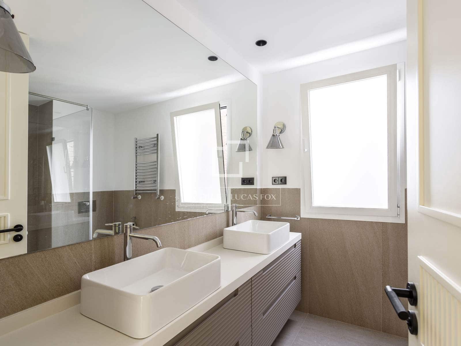 4 sovrum Lägenhet att hyra i Madrid stad med pool garage - 4 500 € (Ref: 10081543)