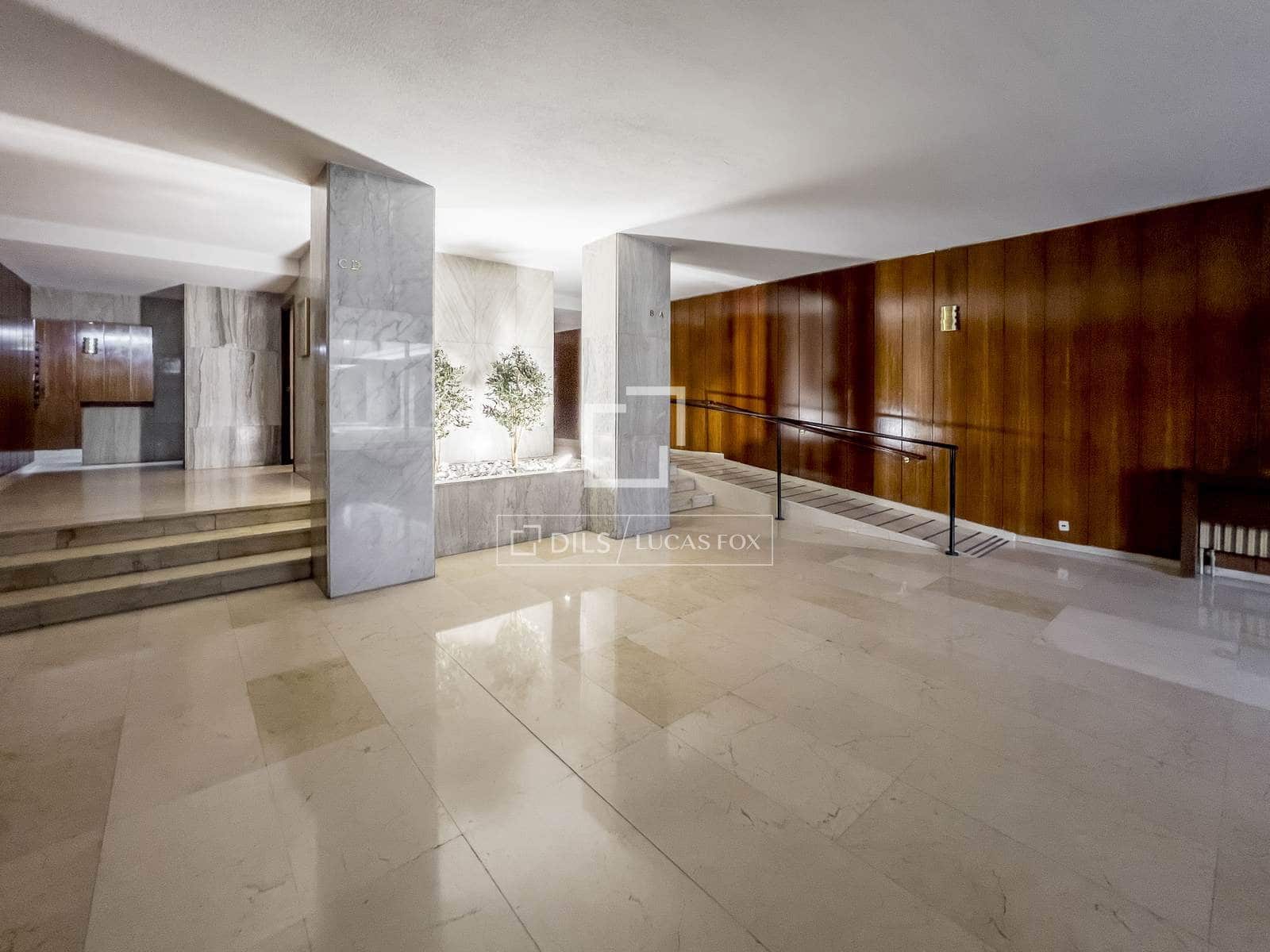 4 sovrum Lägenhet att hyra i Madrid stad med pool garage - 4 500 € (Ref: 10081543)