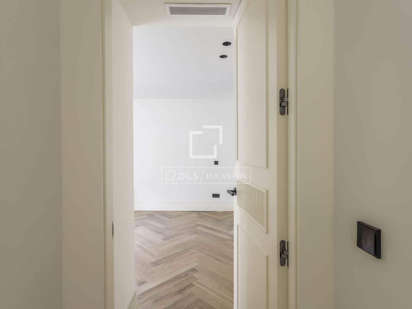 4 sovrum Lägenhet att hyra i Madrid stad med pool garage - 4 500 € (Ref: 10081543)