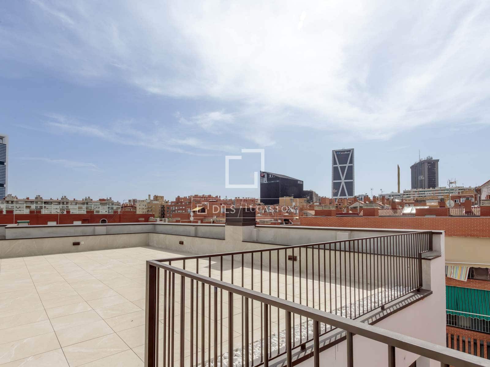1 slaapkamer Appartement te huur in Madrid stad - € 1.100 (Ref: 10081749)
