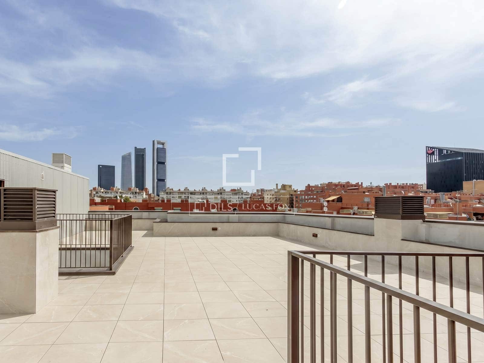 1 slaapkamer Appartement te huur in Madrid stad - € 1.100 (Ref: 10081749)