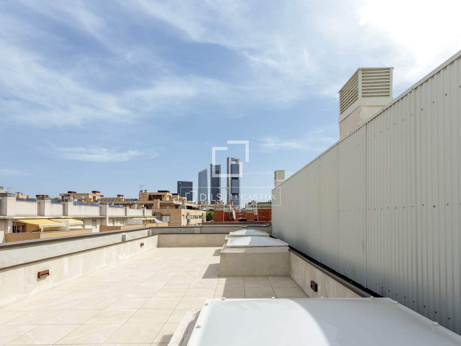 1 slaapkamer Appartement te huur in Madrid stad - € 1.100 (Ref: 10081749)