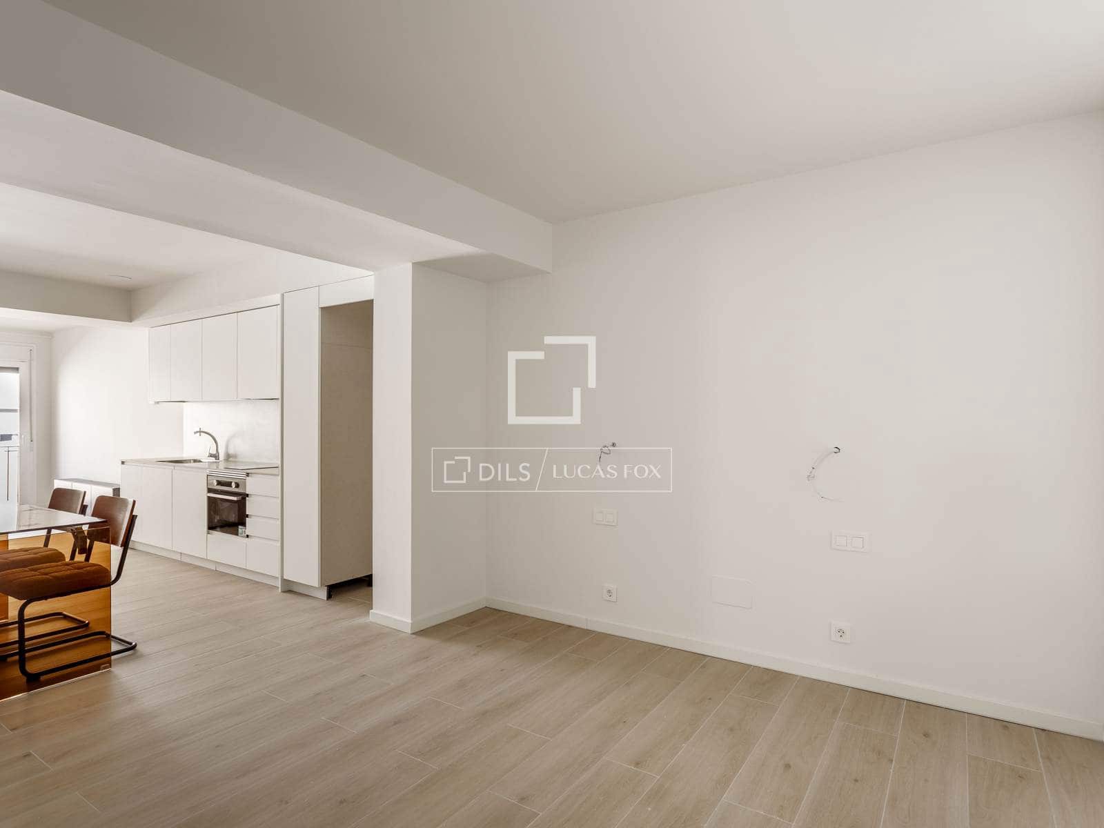 1 slaapkamer Appartement te huur in Madrid stad - € 1.100 (Ref: 10081749)