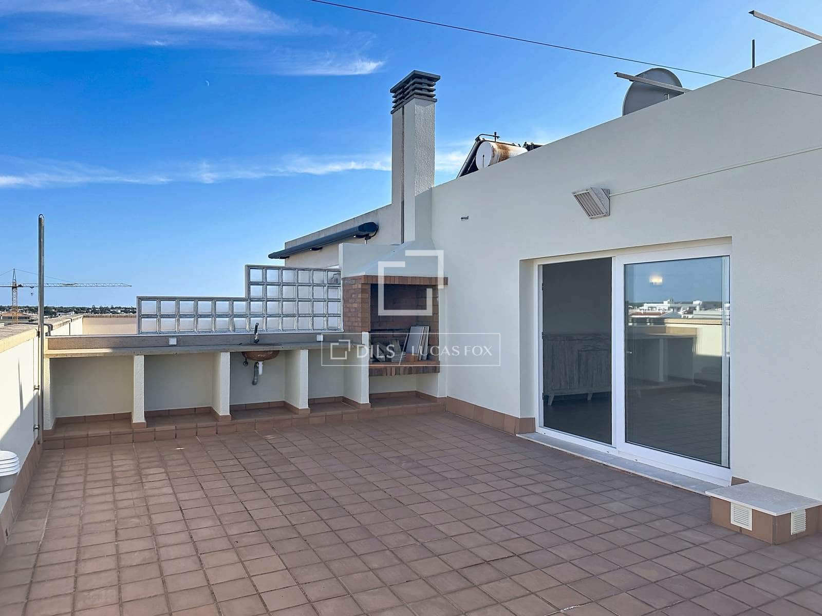 3 bedroom Apartment for rent in Ciutadella de Menorca - € 1,600 (Ref: 10081750)