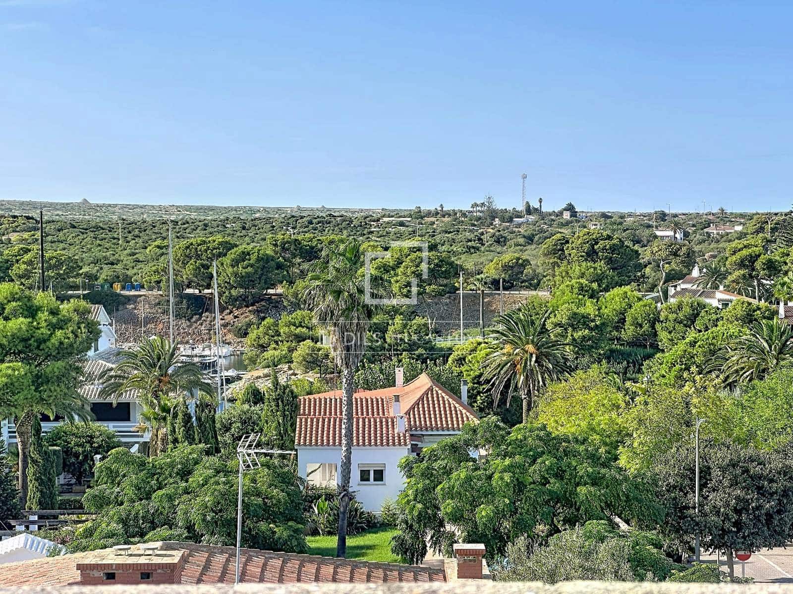 3 bedroom Apartment for rent in Ciutadella de Menorca - € 1,600 (Ref: 10081750)