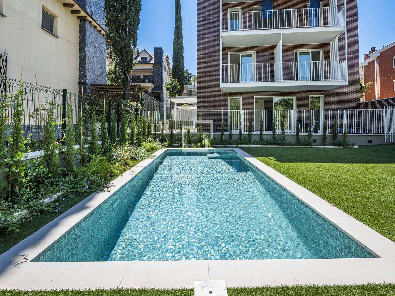 2 slaapkamer Appartement te koop in Sant Cugat del Valles met zwembad garage - € 995.000 (Ref: 10081755)
