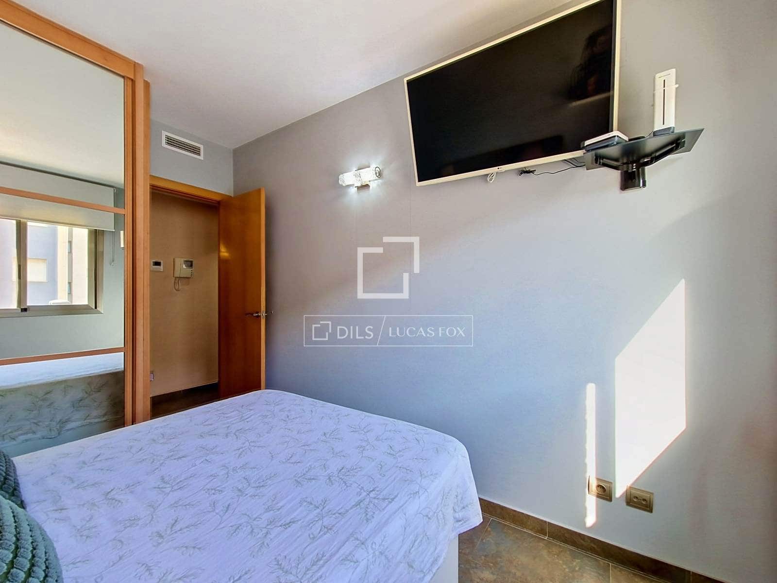 3 bedroom Villa for sale in Cubelles with garage - € 450,000 (Ref: 10082178)