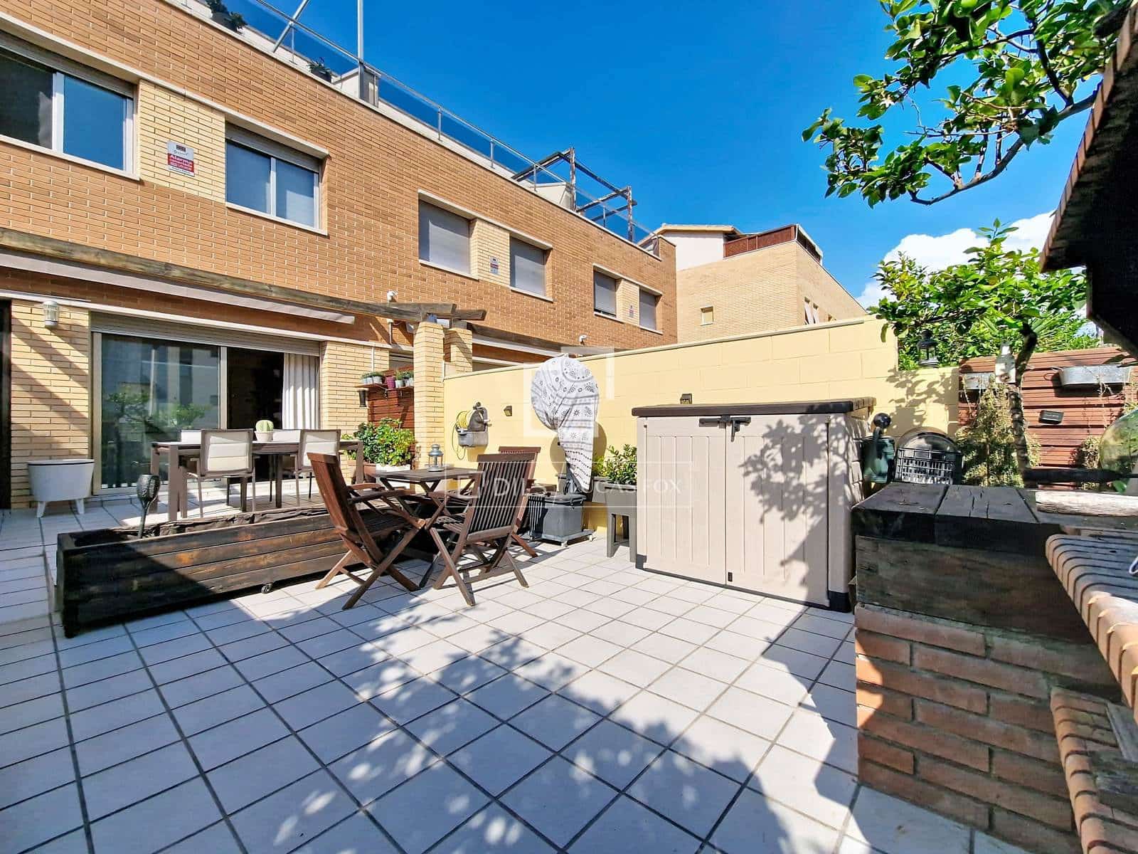 3 bedroom Villa for sale in Cubelles with garage - € 450,000 (Ref: 10082178)