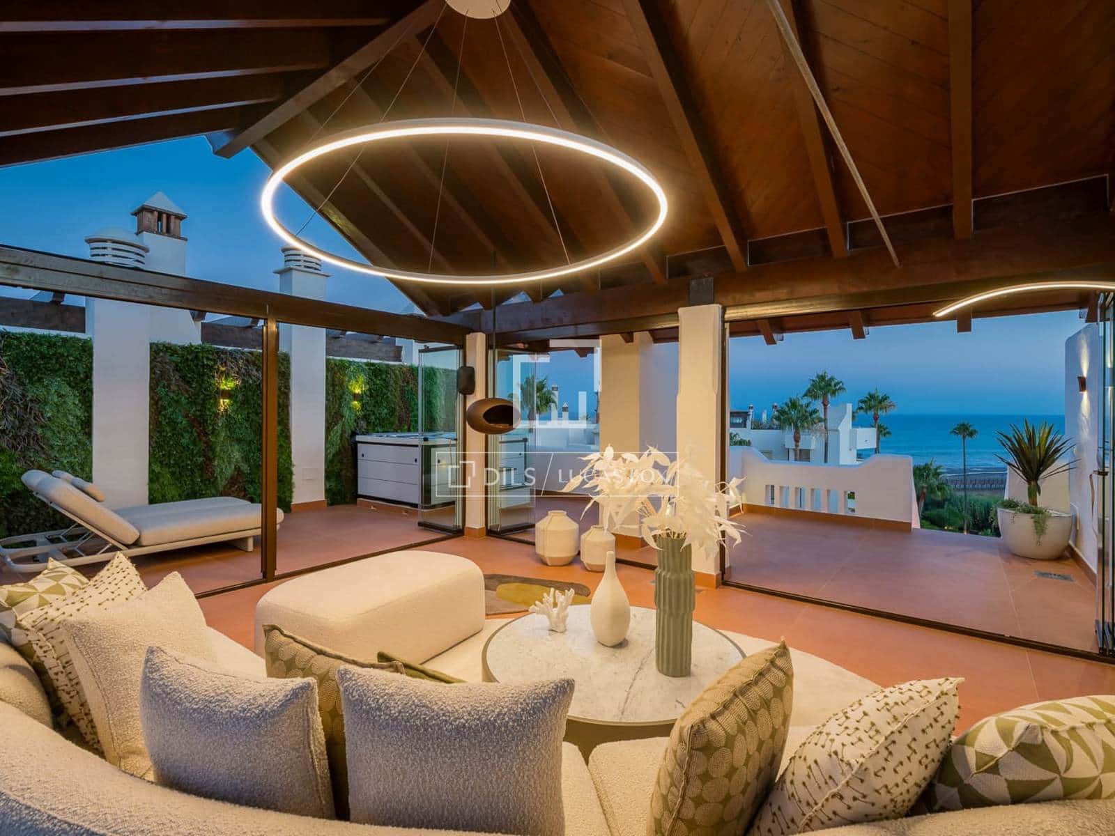 3 soveværelse Penthouse til salg i Estepona med swimmingpool garage - € 2.695.000 (Ref: 10082179)