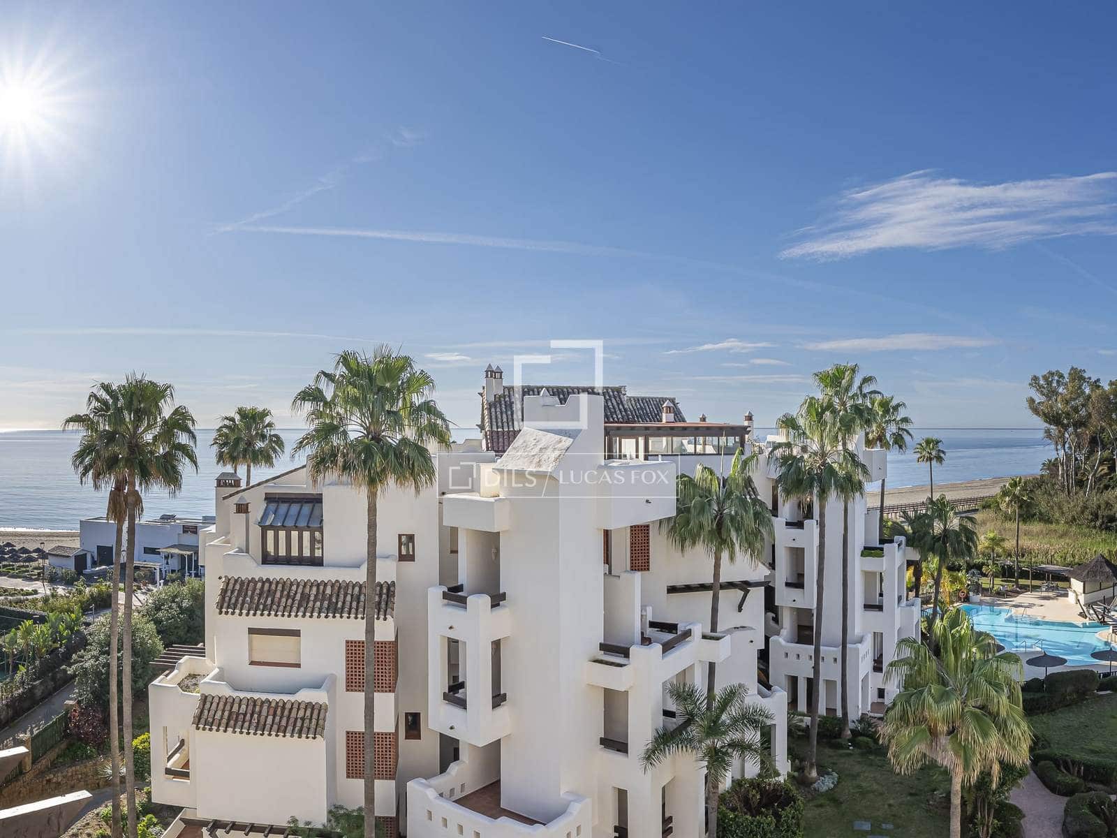 3 soveværelse Penthouse til salg i Estepona med swimmingpool garage - € 2.695.000 (Ref: 10082179)